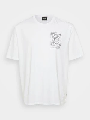 T-shirt z nadrukiem Lyle & Scott