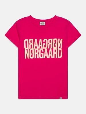 T-shirt z nadrukiem Mads Nørgaard