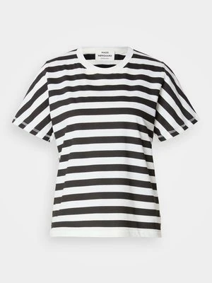 T-shirt z nadrukiem Mads Nørgaard