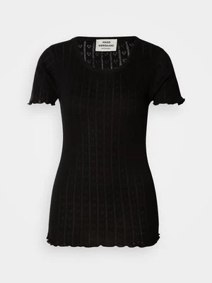 T-shirt z nadrukiem Mads Nørgaard