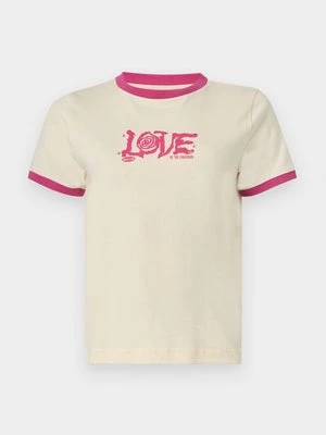 T-shirt z nadrukiem Mads Nørgaard