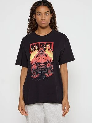 T-shirt z nadrukiem Marvel