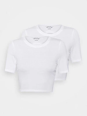 T-shirt z nadrukiem Monki