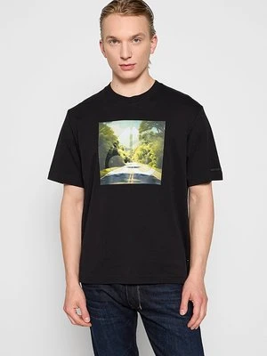 T-shirt z nadrukiem Moose Knuckles