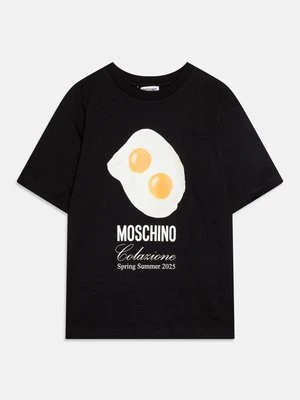 T-shirt z nadrukiem Moschino