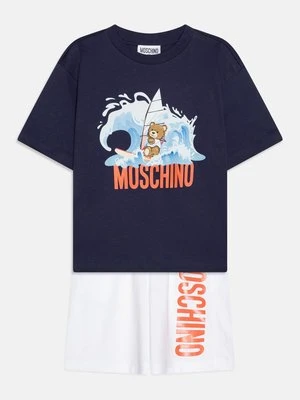 T-shirt z nadrukiem Moschino