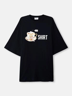 T-shirt z nadrukiem Moschino