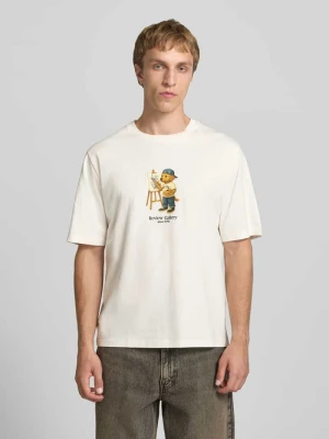T-shirt z nadrukiem motywu REVIEW