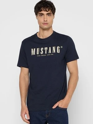 T-shirt z nadrukiem mustang