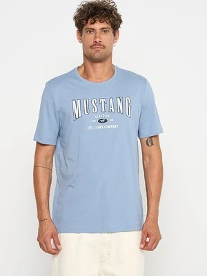 T-shirt z nadrukiem mustang