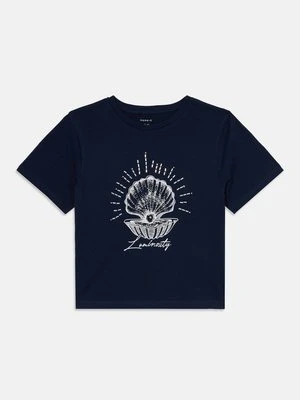 T-shirt z nadrukiem name it