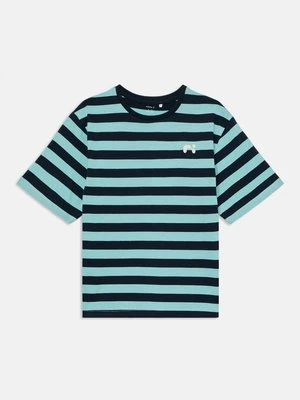T-shirt z nadrukiem name it