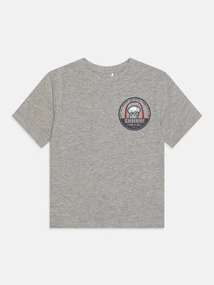 T-shirt z nadrukiem name it