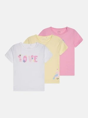 T-shirt z nadrukiem name it