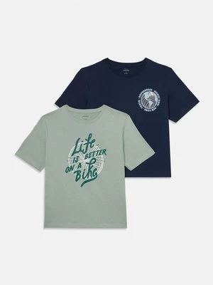 T-shirt z nadrukiem name it