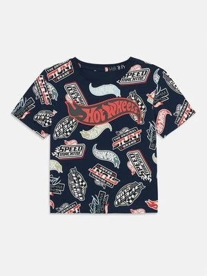 T-shirt z nadrukiem name it