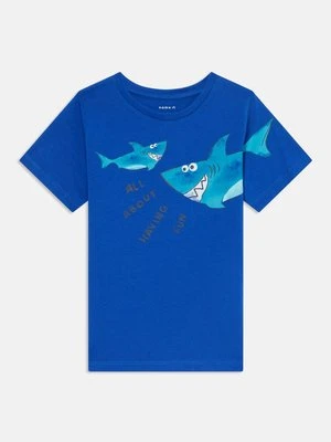 T-shirt z nadrukiem name it