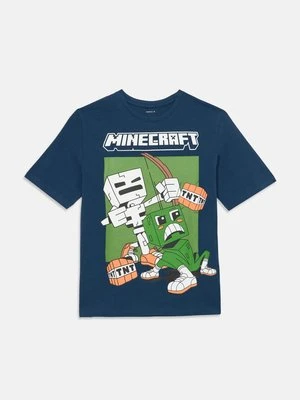 T-shirt z nadrukiem name it