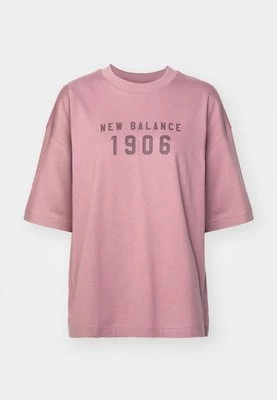 T-shirt z nadrukiem New Balance