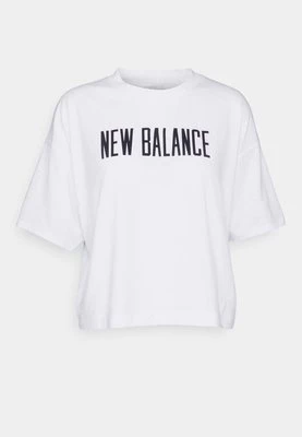 T-shirt z nadrukiem New Balance