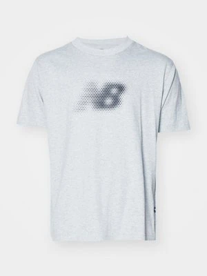 T-shirt z nadrukiem New Balance