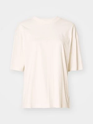T-shirt z nadrukiem New Balance