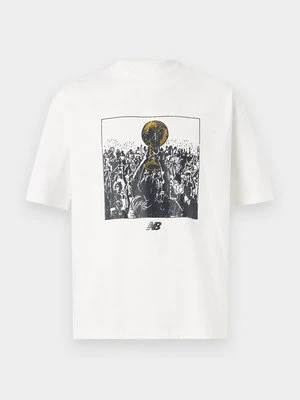 T-shirt z nadrukiem New Balance