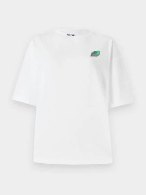 T-shirt z nadrukiem New Balance