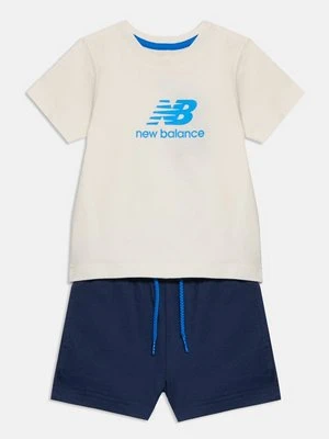 T-shirt z nadrukiem New Balance