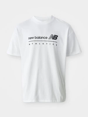 T-shirt z nadrukiem New Balance