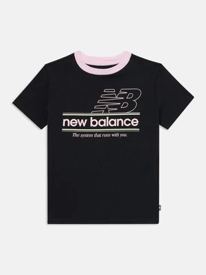 T-shirt z nadrukiem New Balance