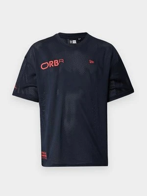 T-shirt z nadrukiem new era