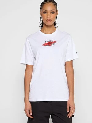 T-shirt z nadrukiem new era