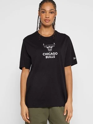 T-shirt z nadrukiem new era