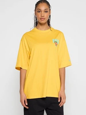 T-shirt z nadrukiem new era