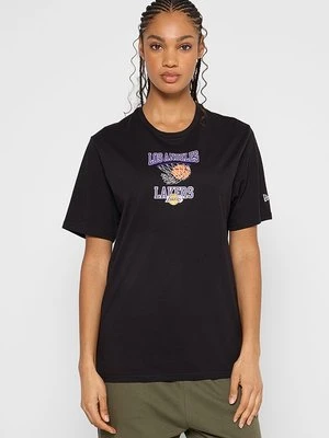 T-shirt z nadrukiem new era