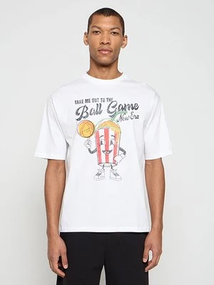 T-shirt z nadrukiem new era