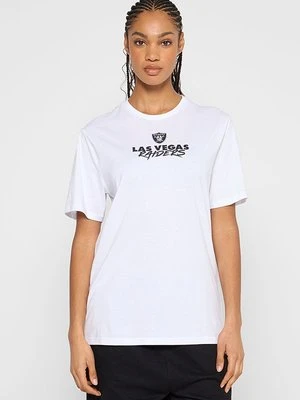 T-shirt z nadrukiem new era