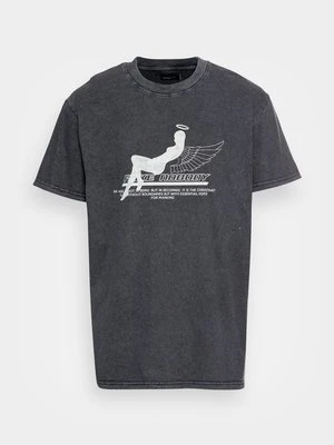 T-shirt z nadrukiem Night Addict