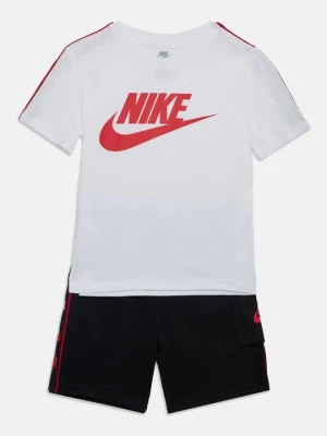 T-shirt z nadrukiem Nike