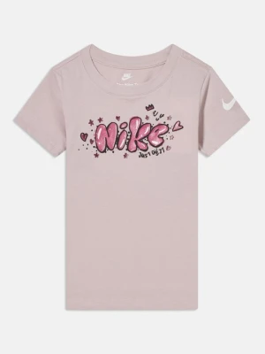 T-shirt z nadrukiem Nike