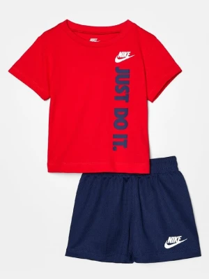 T-shirt z nadrukiem Nike