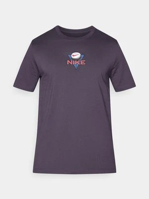 T-shirt z nadrukiem Nike fioletowy