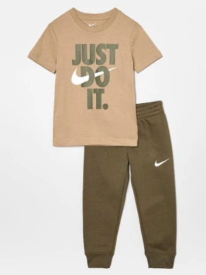 T-shirt z nadrukiem Nike oliwkowy