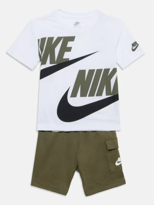T-shirt z nadrukiem Nike oliwkowy