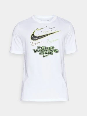 T-shirt z nadrukiem Nike Performance