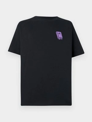 T-shirt z nadrukiem Nike czarny