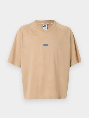 T-shirt z nadrukiem Nike beżowy
