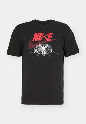 T-shirt z nadrukiem Nike Sportswear