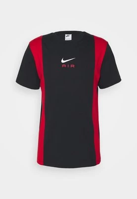 T-shirt z nadrukiem Nike Sportswear